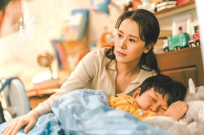 同意媳婦除夕回娘家！婆婆將心比心「要兒子陪同」　「3天後一開門」愣住：心裡好暖