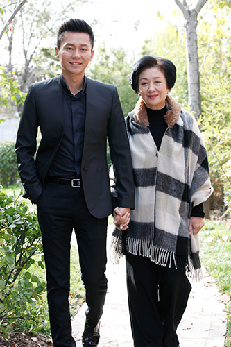 同意媳婦除夕回娘家！婆婆將心比心「要兒子陪同」　「3天後一開門」愣住：心裡好暖