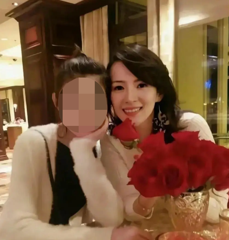 被封最佳後媽！大咖影后離婚4個月「仍待她如己出」　「1舉動被拍」獲全網狂讚