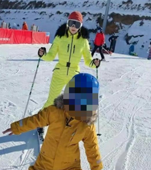 被封最佳後媽！大咖影后離婚4個月「仍待她如己出」　「1舉動被拍」獲全網狂讚