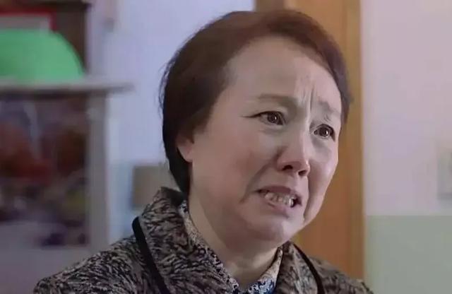 月領3萬退休金！60歲婆婆「堅持嫁50歲嫩尪」跟兒鬧翻　「第一次回婆家」後悔嘆：不聽媳婦勸