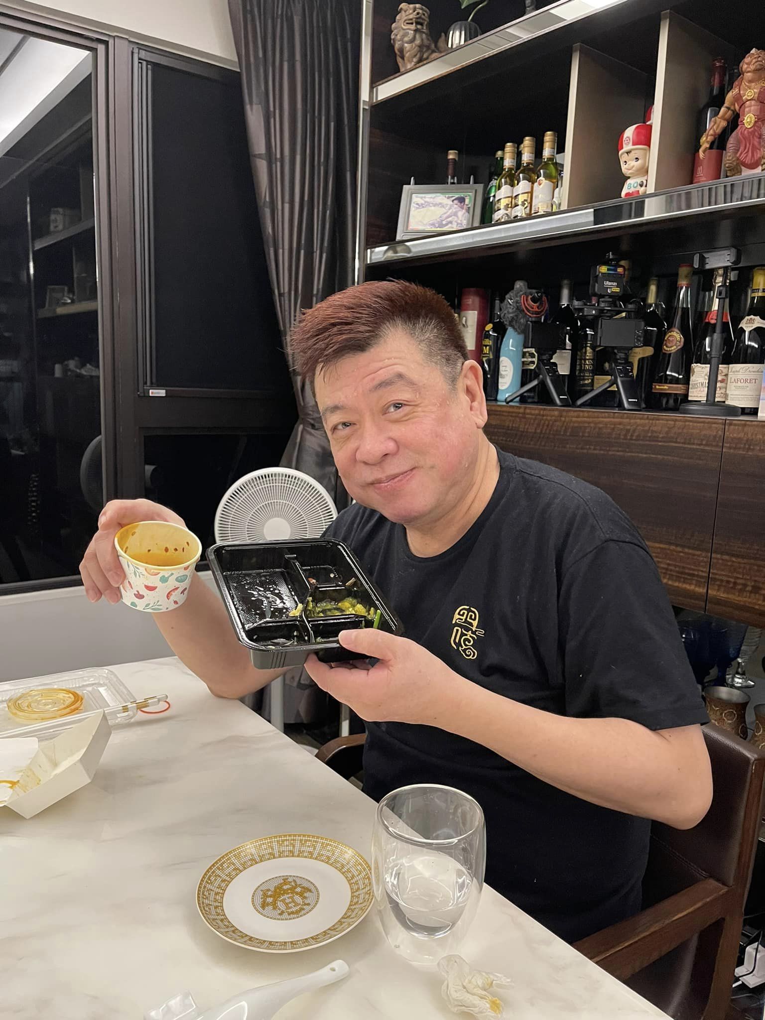 插尿管3度失敗！63歲資深男星「驚傳裝人工膀胱」緊急動刀　看淡生死嘆：「做好最壞打算...」