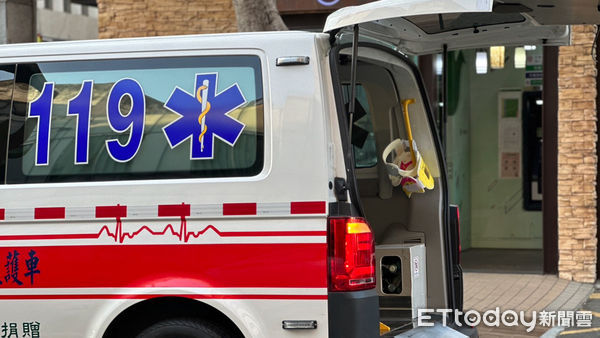 基隆雙屍命案！警方獲報破門「父子並肩躺床上」　「遺言帶父親一起走」友慟：他很孝順