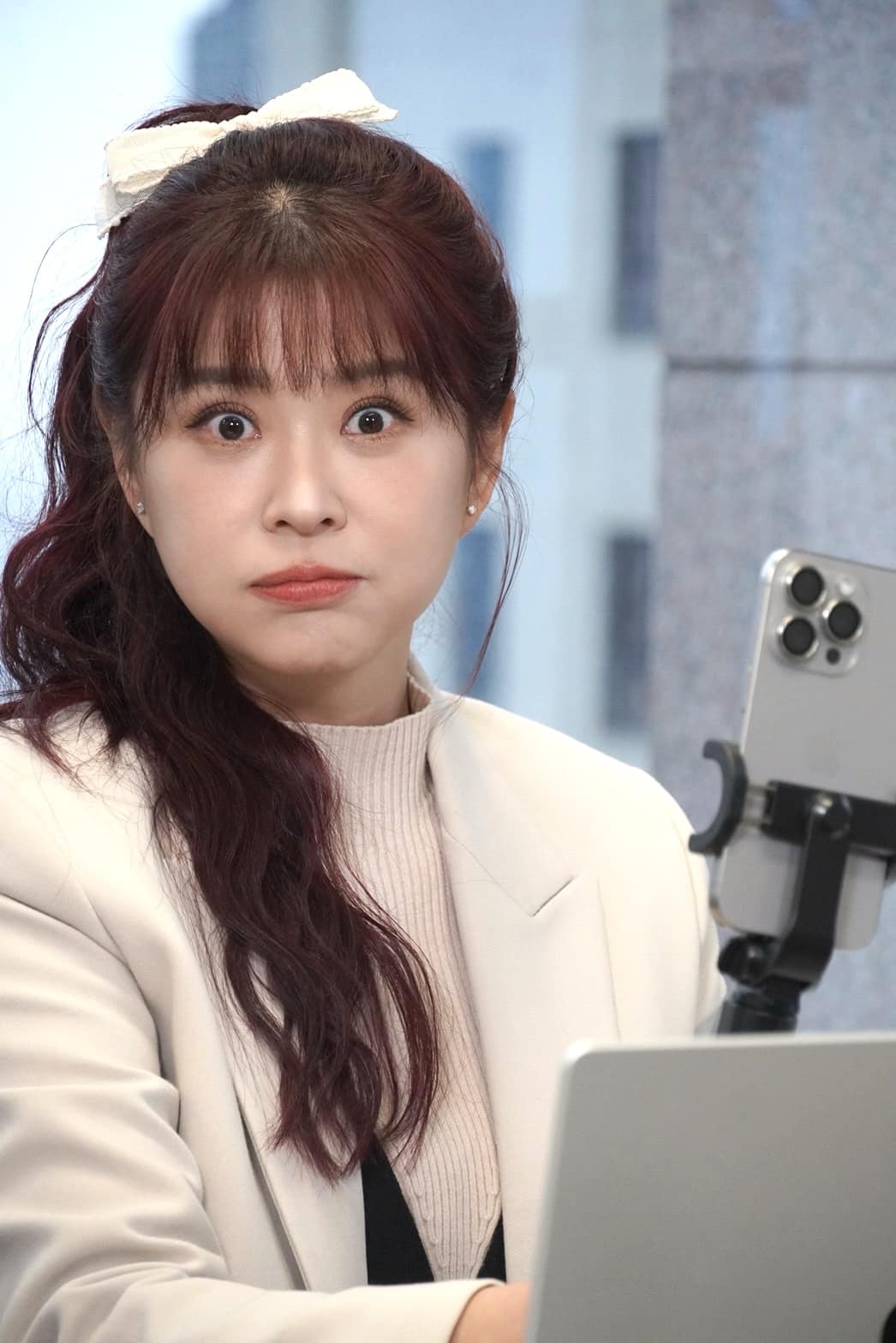李燕再婚1年消失幕前！崩潰坦承「一切都失控了」　「近照讓人認不出」低調當兩孩繼母
