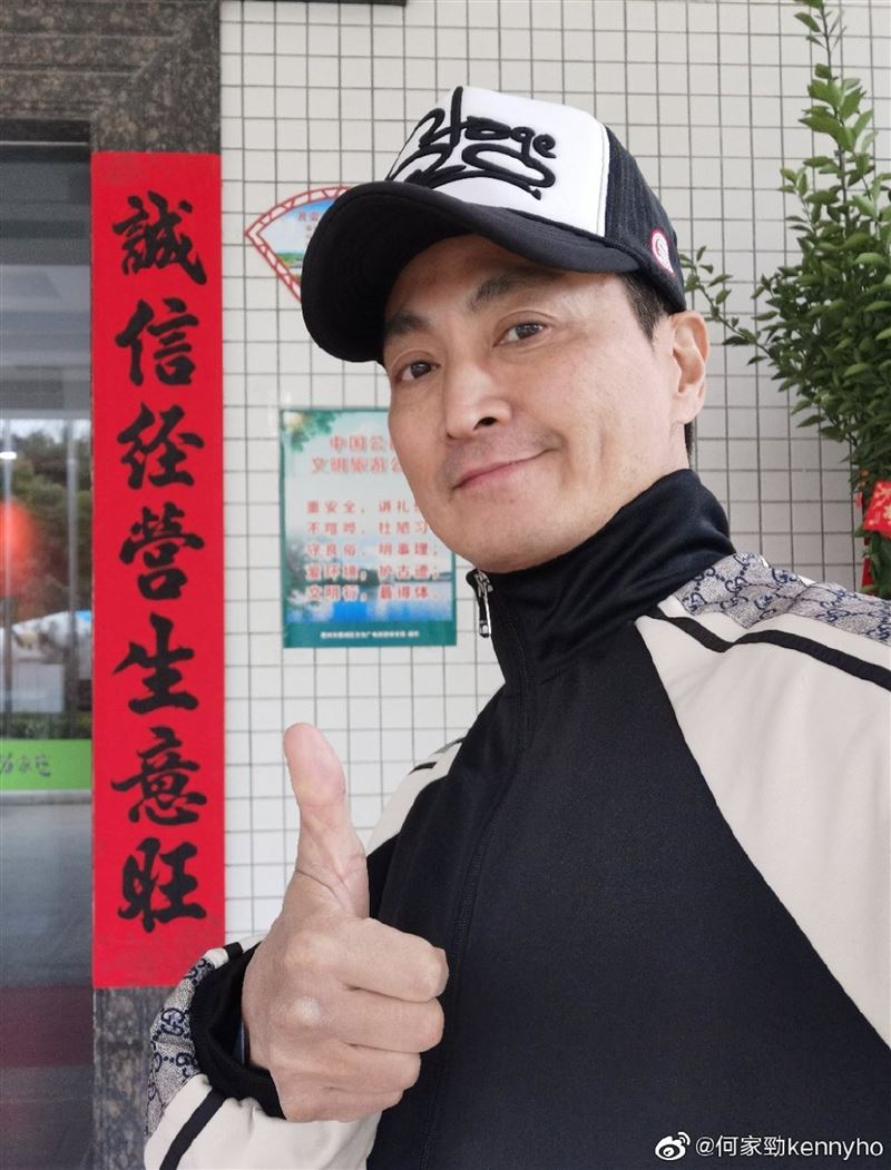曾求娶高金素梅！《包青天》男星「爆密婚生女」沒否認　「嫩妻愛女首曝光」享天倫樂