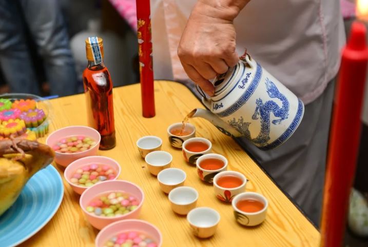 新居離婆家超近！人妻害怕「一早被抓去祭祀」6點就起床　「不想拜拜怎開口」遭網酸
