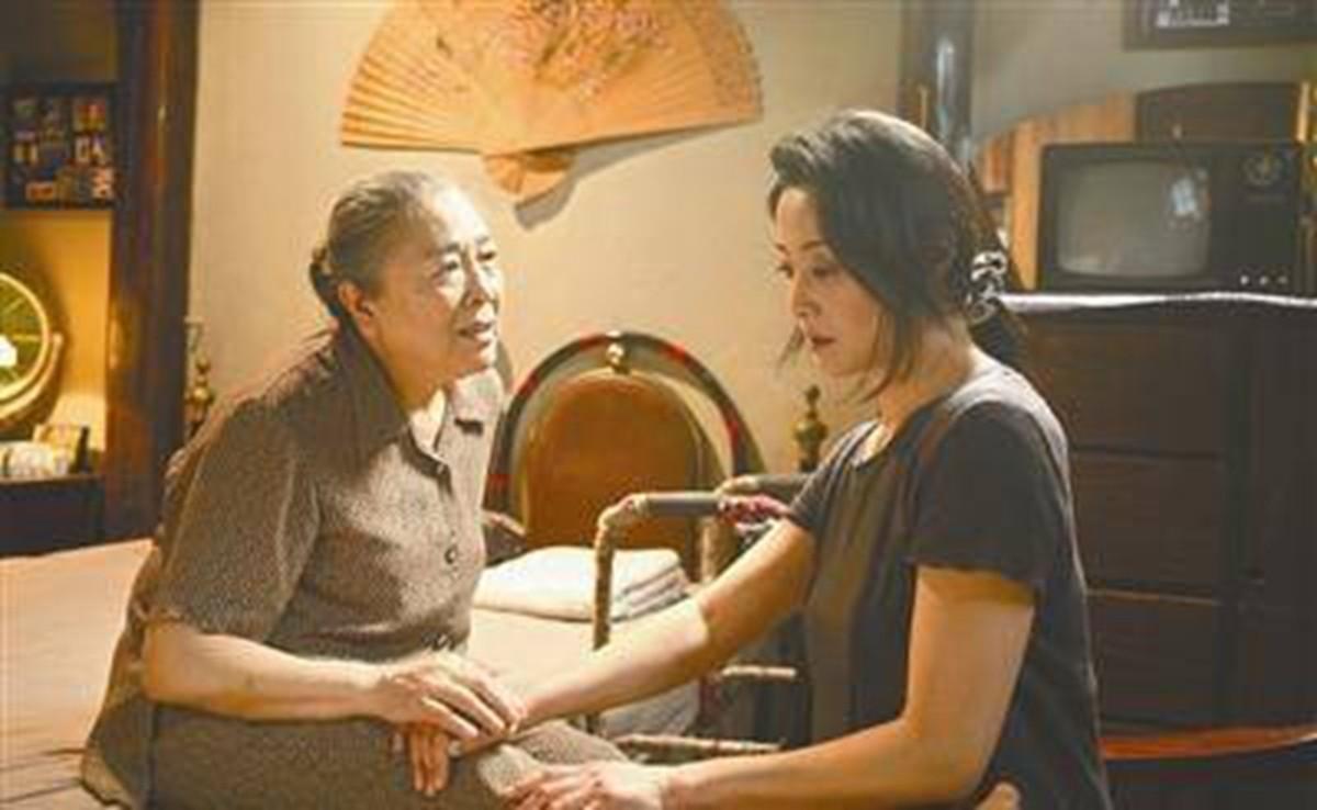 大年三十奶奶去世！父親卻起身鎖門說「年照常過」　二叔反對「罵他不孝順」一番解釋後：才諒解