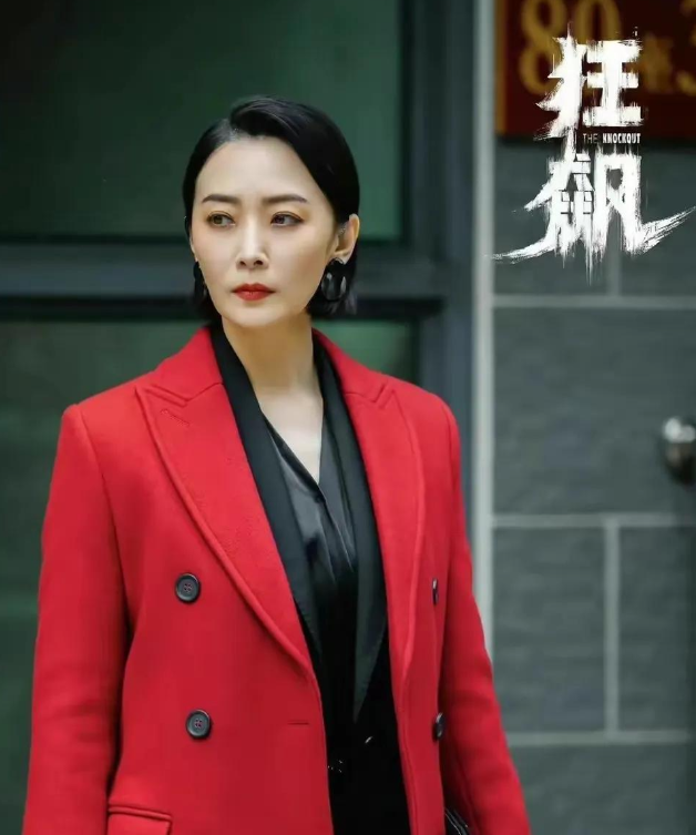 國民老公嫖女人！演員妻愛到卡慘死「任勞怨養夫9年」　如今苦盡甘來「絕美氣場認不出」