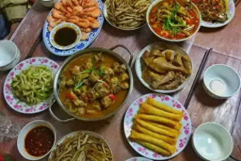 大伯母是個強勢的人！昨天她回來「拿徵地補償款」　走後「發來一條語音」我媽聽完紅了眼眶