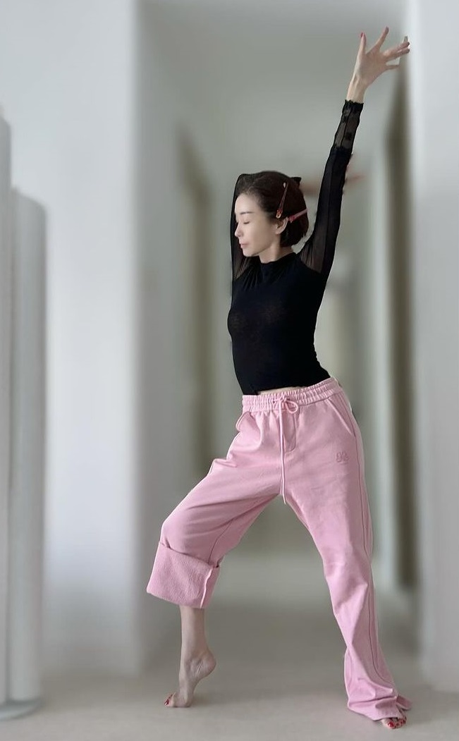 幸福嫁豪門！55歲資深女星「13天後老公暴斃」　怒告婆婆「爭奪6.8億遺產」