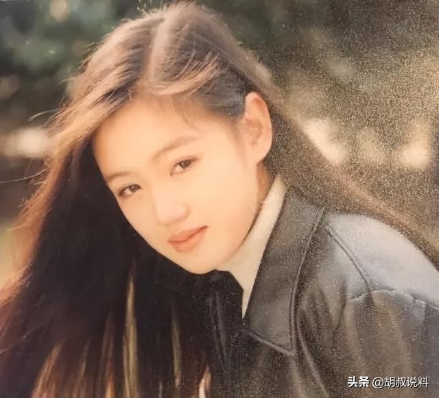姐弟戀破局！戲劇小生車禍「女星不嫌棄守候」　分手後「她皈依佛門、他已成人夫」