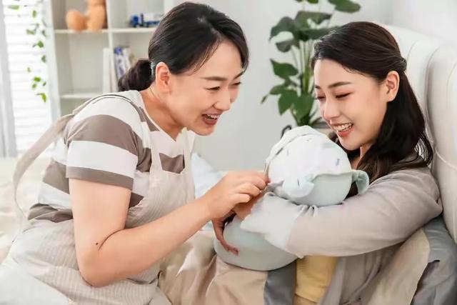 我只生一個兒子！過年想給他驚喜「直接跑到他家樓下」　打19通電話都沒接「上樓推開門」心碎了