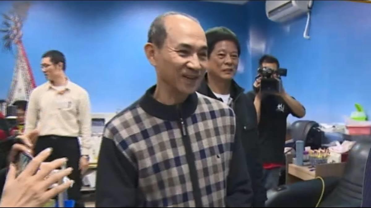 快訊／公公驚傳猝逝！在家中「心肌梗塞離開」享壽84歲　小S首發聲「悲慟證實噩耗」
