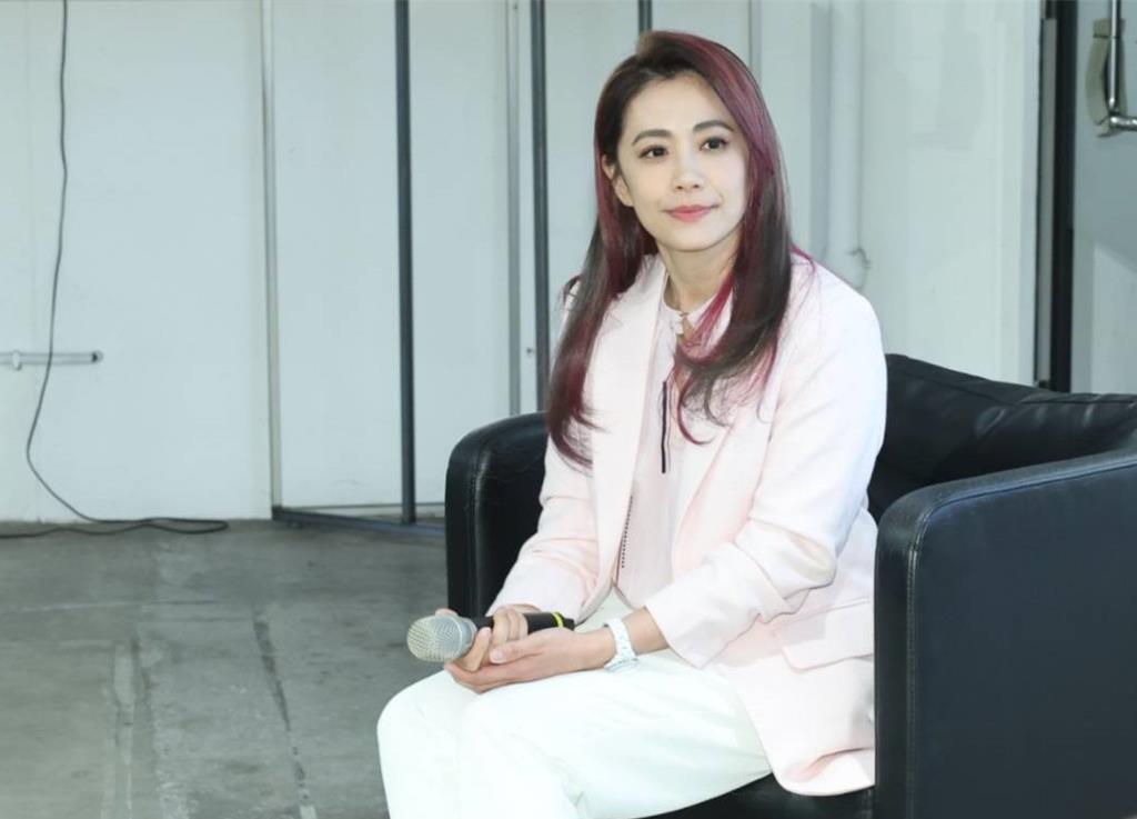 離婚纏訟5年！44歲女星「暫別演藝圈」鬆口：精神折磨　自嘲「前夫節目脫口懺悔」：真的偷吃了