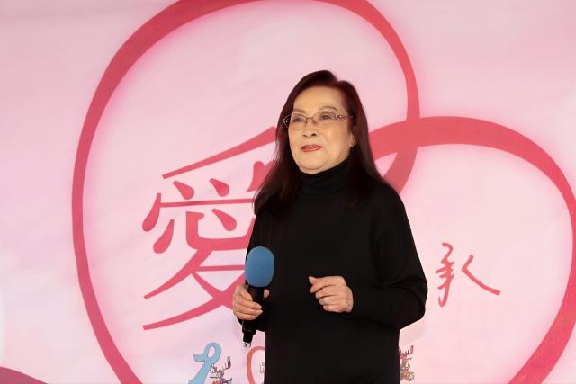 突半癱送醫！79歲資深女星「與兒子決裂」獨居出事　哽咽「遇貴人幫忙」曝近況：暴瘦10kg