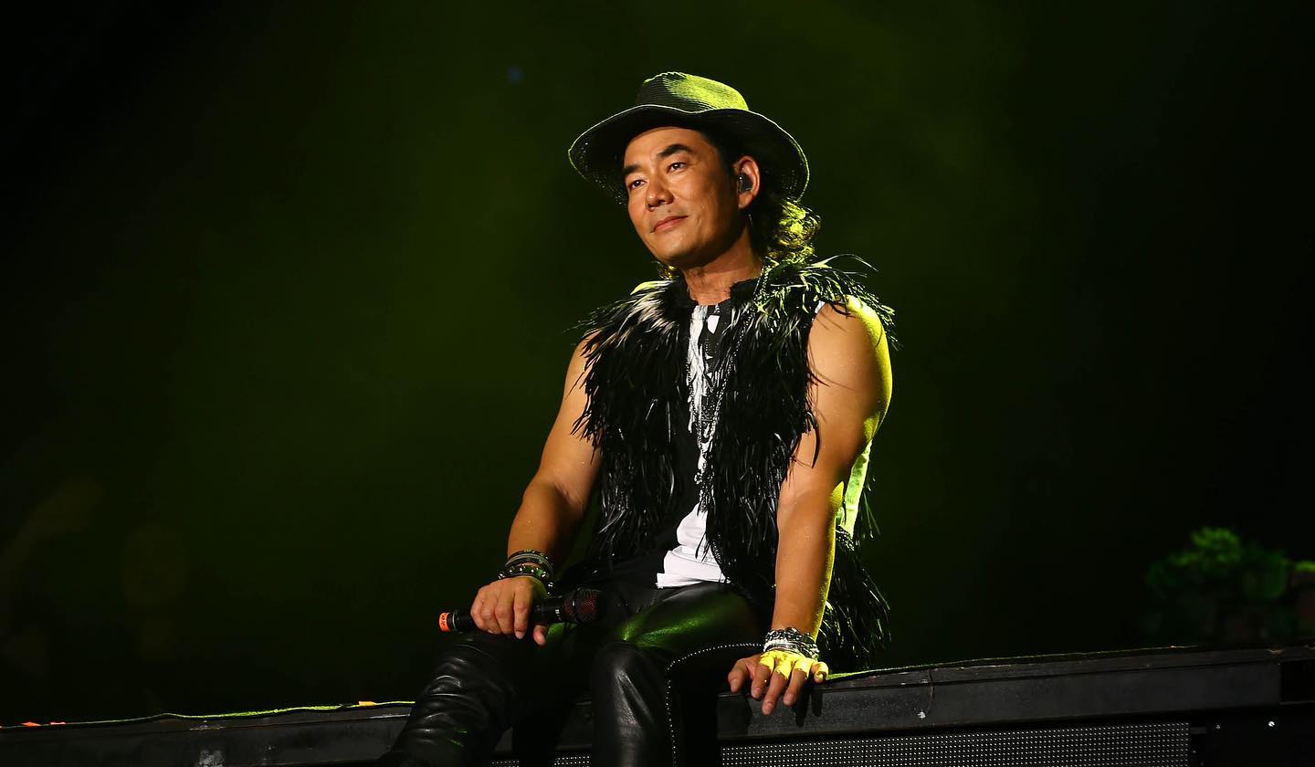 被警告找靈骨塔!59歲任賢齊「拍戲遇炸裂意外」臉部遭殃 急送醫「雙眼失明」驚悚過程曝光