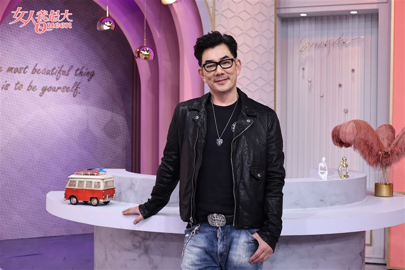 被警告找靈骨塔!59歲任賢齊「拍戲遇炸裂意外」臉部遭殃 急送醫「雙眼失明」驚悚過程曝光