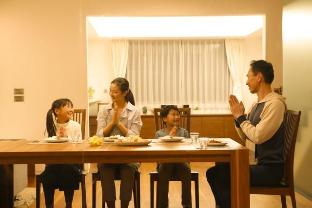 帶了外孫8年!女婿卻要我「住進儲藏室」:別佔房子空間 最後我活成了別人羨慕的樣子「狠狠讓他吃鱉」