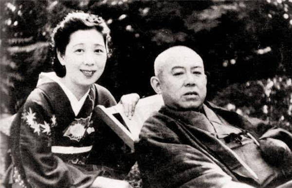 離婚後被情人兩度背叛！看透人生出家為尼「卻仍沉迷男色」大口吃肉　特立獨行的修佛行為「備受爭議」絲毫不以為意：活到99歲