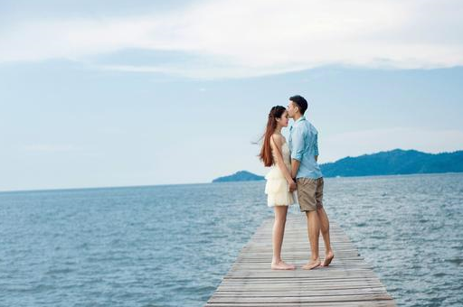 結婚兩年沒生孩子！小姑抱來一男嬰求我撫養，我偷偷做了「親子鑒定」：看到結果全家都慌了