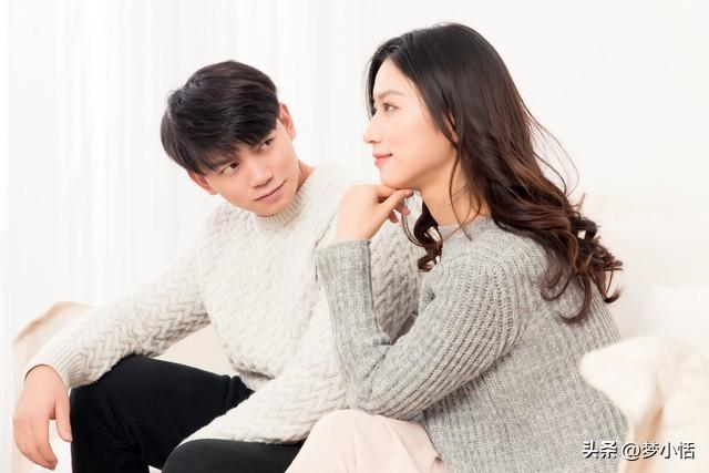 父母打算買房「要我幫忙出100萬」！我正想答應「老婆突然指了指桌子」我改口只出1萬5