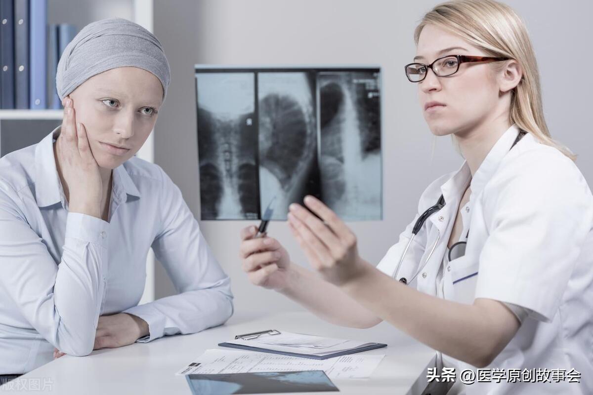 62歲女「手部早出現異樣」沒有多重視!1年後「已是肺癌晚期」 醫生提醒「有3種異常」要及時檢查肺部