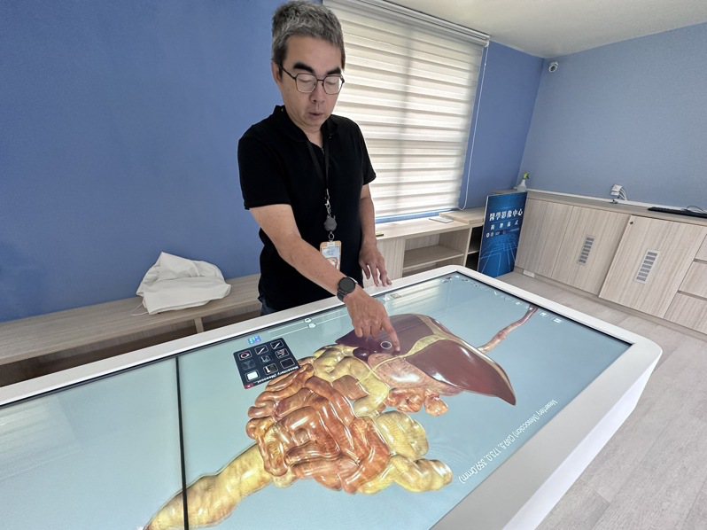 遵從大哥遺願！過世當天送醫學院「當大體老師」　大姊卻遭附身「不斷喊好冷」：快去求地藏王菩薩