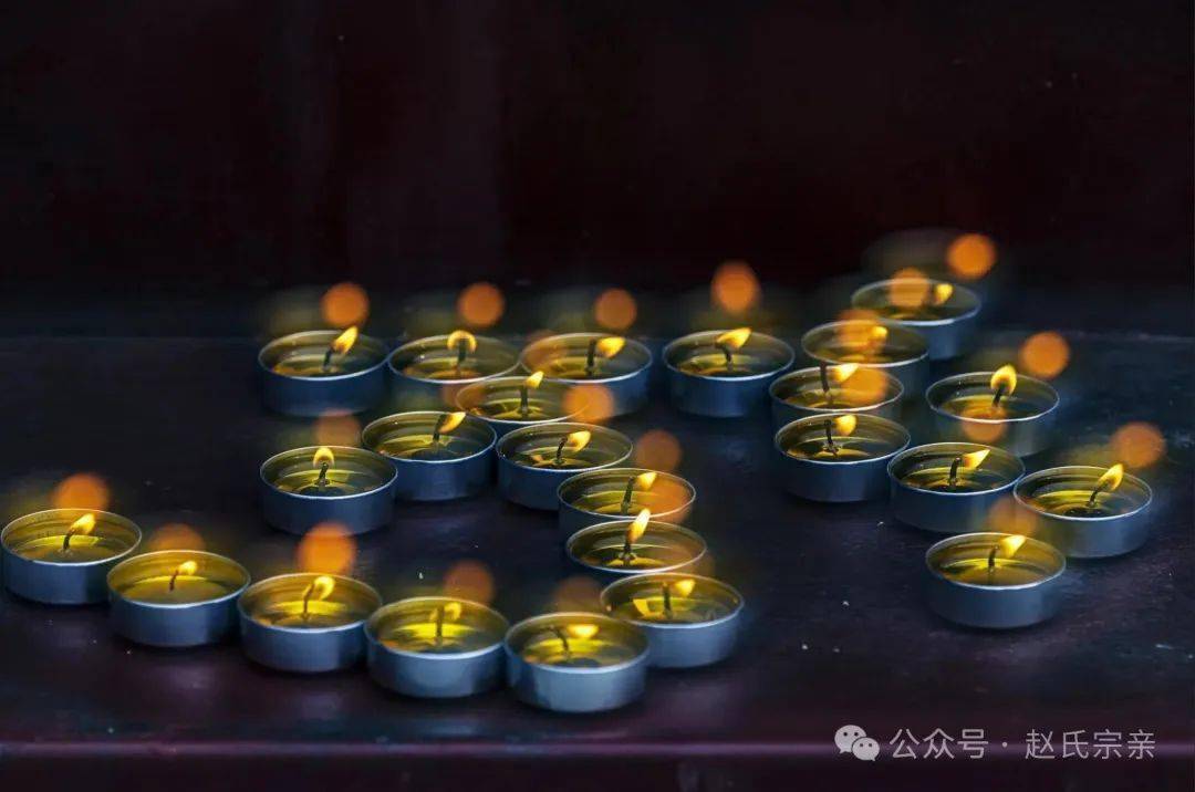 俗語：「燒香不許兩願，拜佛不要三求」！注意這些：福報自然來 