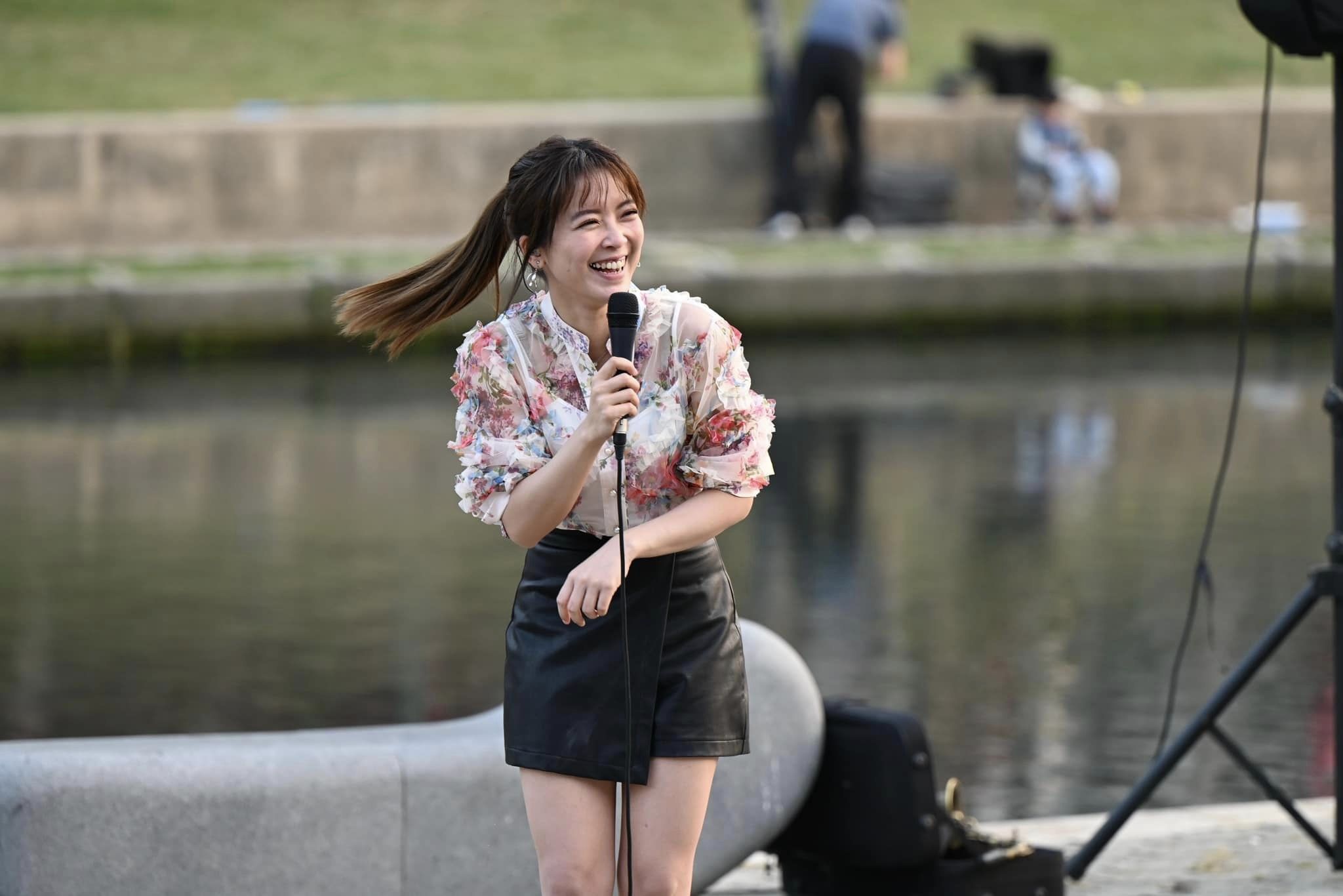 是國小老師！《紅人榜》女星不忍了「遭他打壓9年」　「爆和許志豪湊對」差10歲全說了