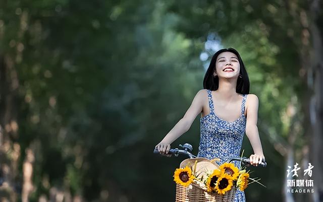 女人到中老年「還能顯年輕」，全因這3個習慣... 有一種都很了不起