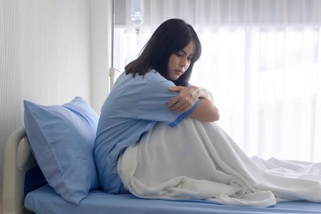 62歲每月退休金有2萬5！退休後「每天伺候一家大小三餐」　生病住院「老伴打來第一句話」她想離婚了