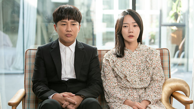 父母皆不在！女子「離婚回娘家」觸景傷情　隔天3哥哥出現「帶來超大驚喜」：給足底氣