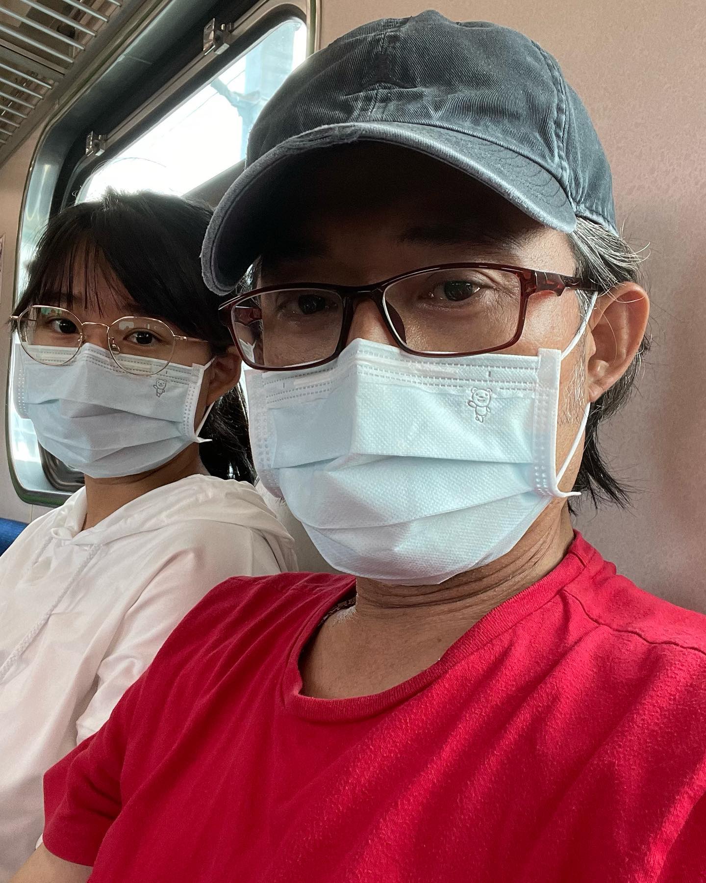 此生不再娶！56歲江國賓「早已辦好身後事」不讓女兒擔憂　狂誇「她又乖又會唸書」父女互動全說