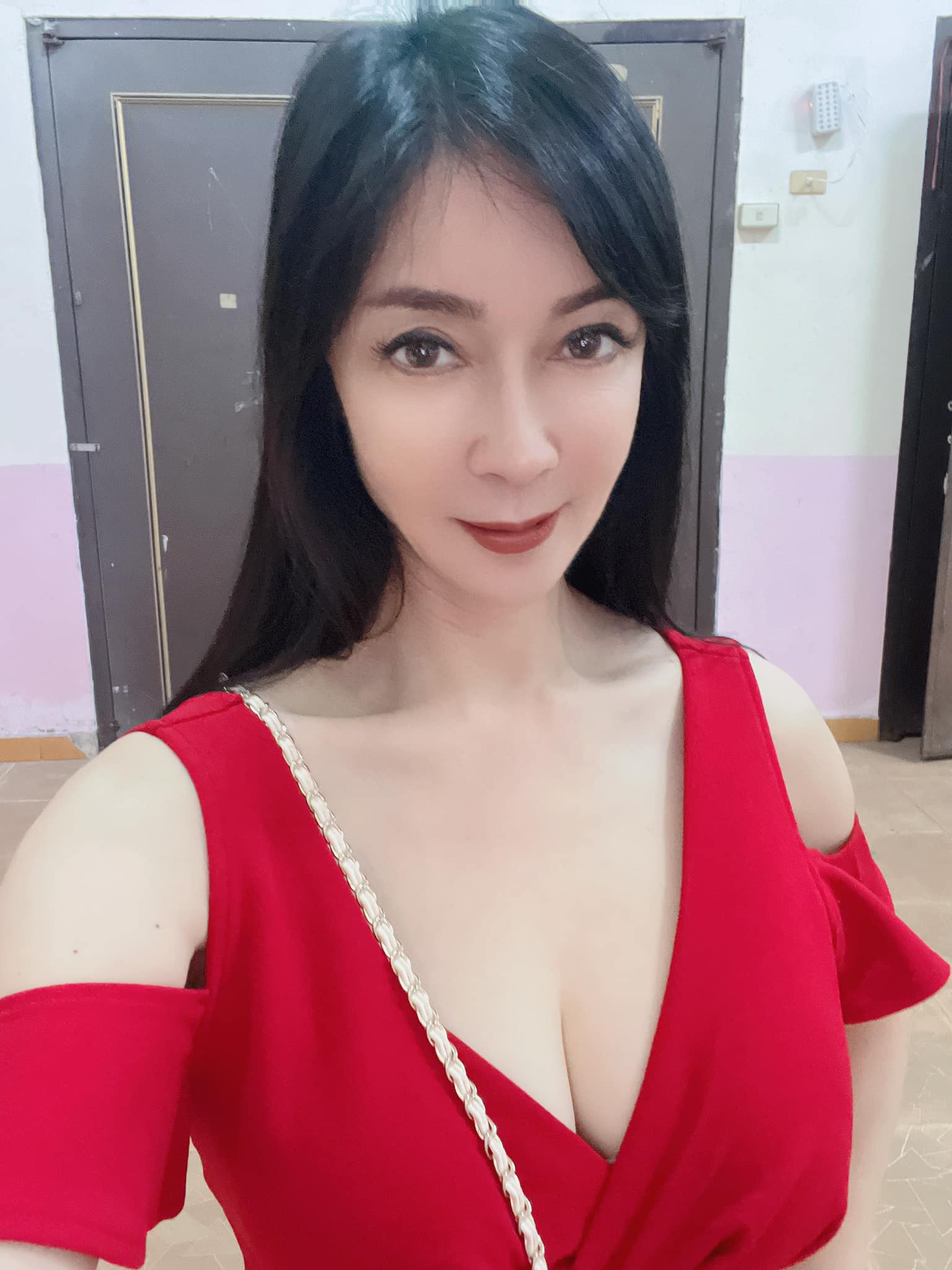 血便不止！資深女星驚傳「罹患直腸癌三期」現況曝光　醫師無奈「鬆口存活率」：必須盡快開刀...