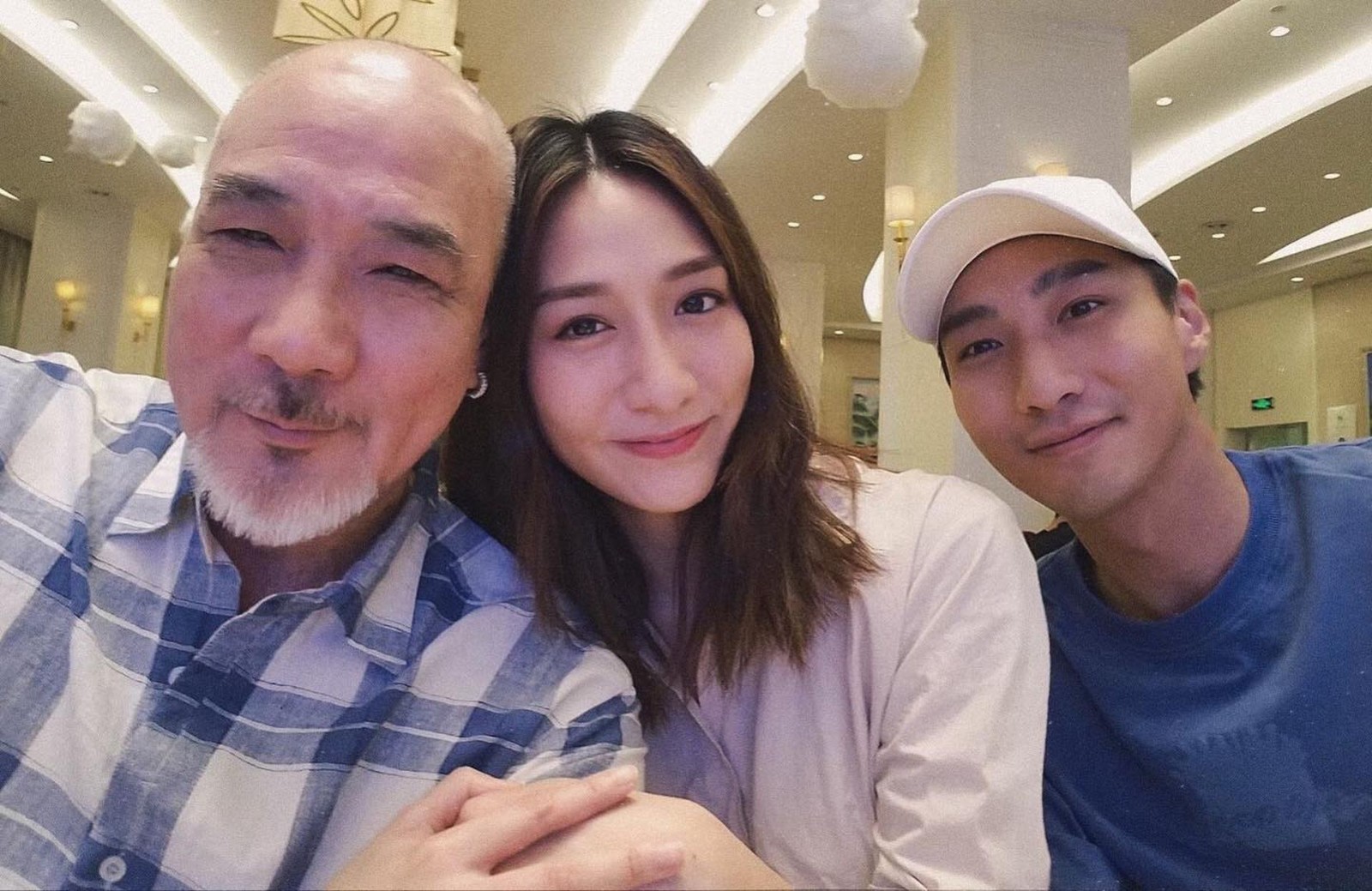 初戀是張國榮！她愛上已婚男星「17歲被騙生子」　傻傻等名分「59歲現身皮垂肉鬆」