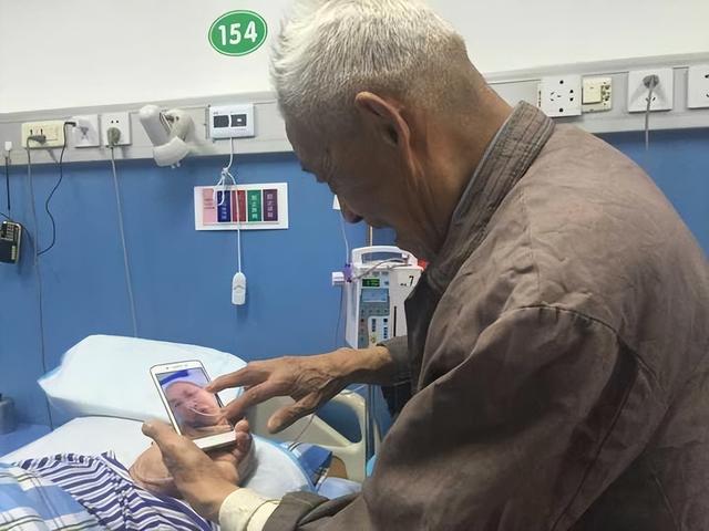 大姊遠嫁給有錢人！父親去世時「大姊不肯來喪禮」　失聯多年後她過世「我才發現大姊的真實目的」