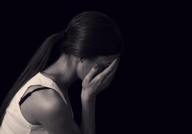 大姊遠嫁給有錢人！父親去世時「大姊不肯來喪禮」　失聯多年後她過世「我才發現大姊的真實目的」