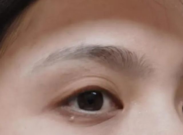 老一輩常說的「4種破財相」！無論賺多少「都很難剩下來」希望你不是