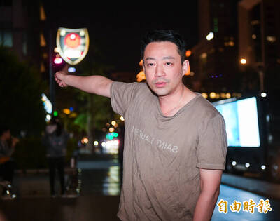 47歲大S驚人瘦身成功！與具俊曄街頭甜蜜牽手，無P圖真實狀態網友驚呼：太幸福了