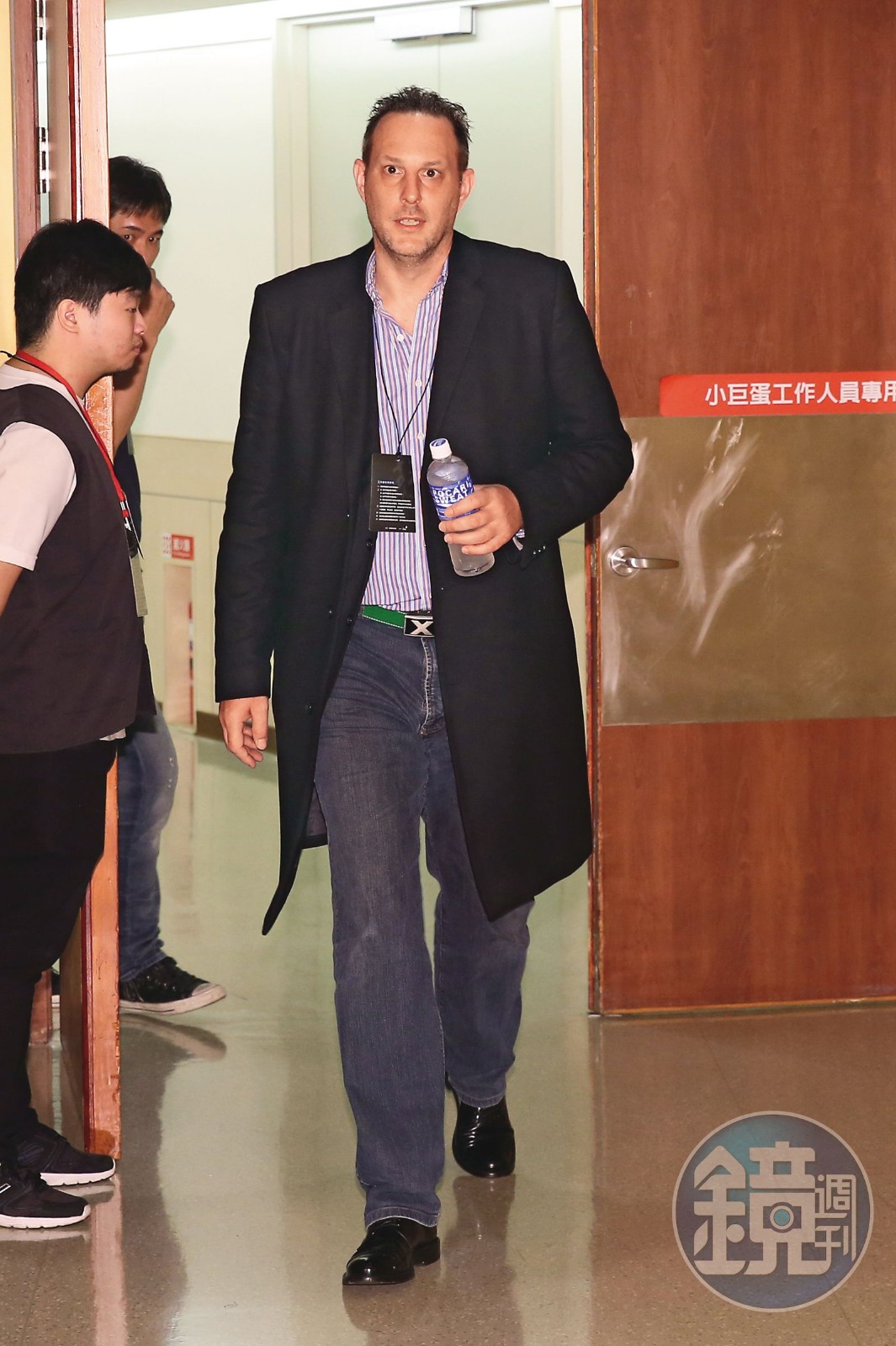 62歲黃小琥驚傳「暴怒翻臉經紀人」！知情人曝「住處遭到衝康」：整個人都變了