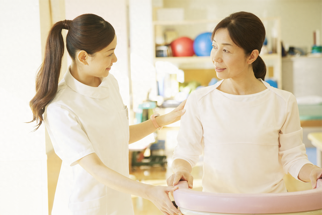 我有3個男閨蜜！丈夫表現大方「從來不阻止我們往來」　當我生下孩子後「才知道他有多可怕」