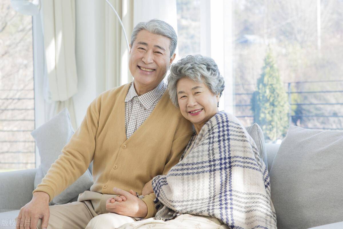 找到第二春！65歲老人「新婚第一天崩潰」：太得寸進尺　「婚姻維持10天」突劃下句點