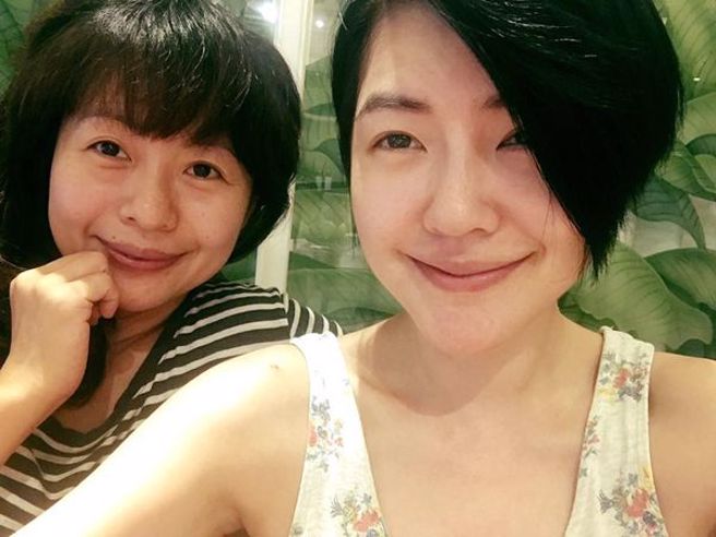 妹妹是大小S！徐家大姊「竟然50歲了」顏值超凍齡　「她曬手製禮物」藏45年洋蔥