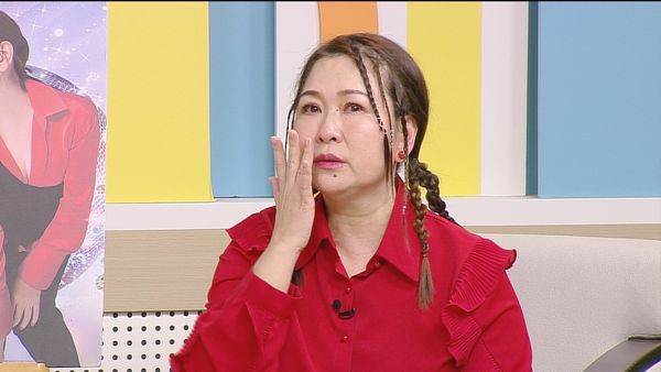 認了欠百萬債!張秀卿淚曝「吃水溝裡的口香糖」 艱苦度日「謝綜藝大姐相救」:沒她就沒有我