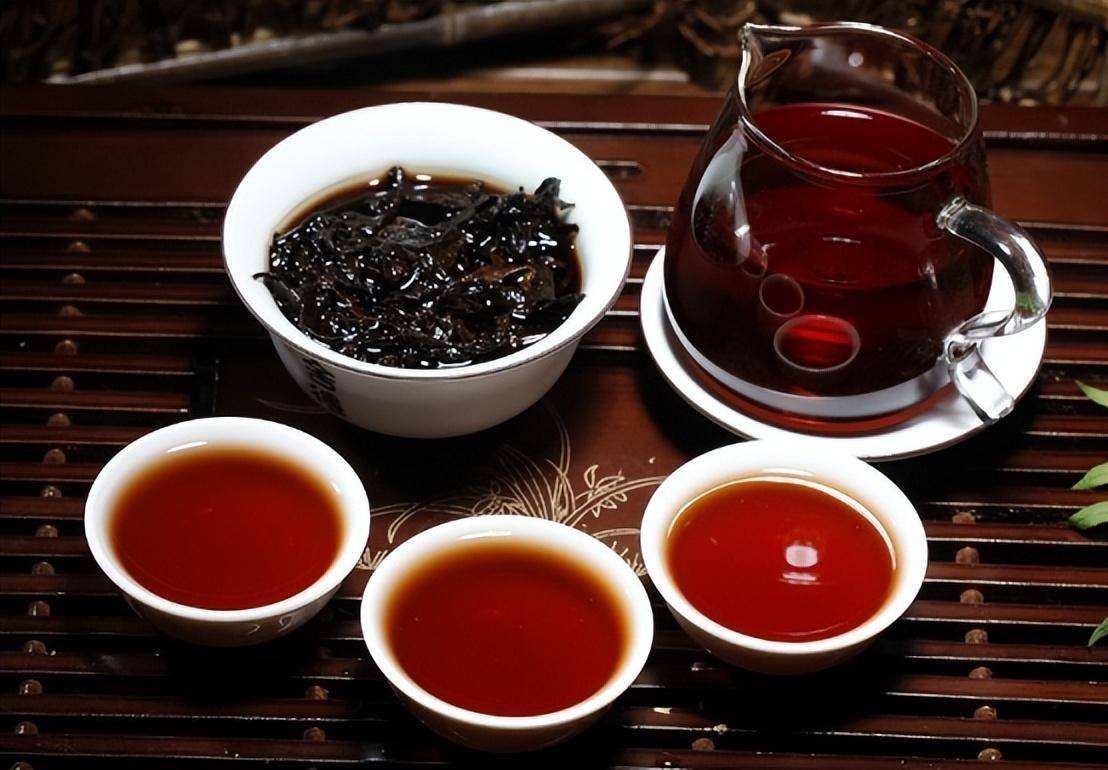 醫生直言：馬上停止飲用「這幾種茶葉」！傷肝毀腎「是煙酒的10倍」