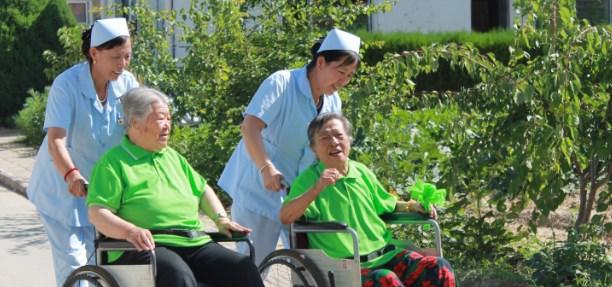 媽媽因為爸爸得子宮頸癌！我爸做夢都「想和小三雙宿雙飛」　但當我媽真的走了「他的現世報卻到了」