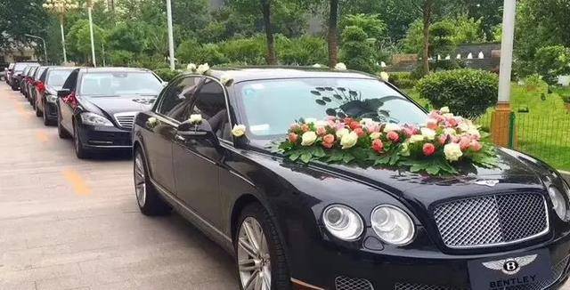 我是家中老大！親妹妹嫁給「有錢人」，婚禮上聽到她「准婆婆的話」，我在婚禮上帶她跑了 