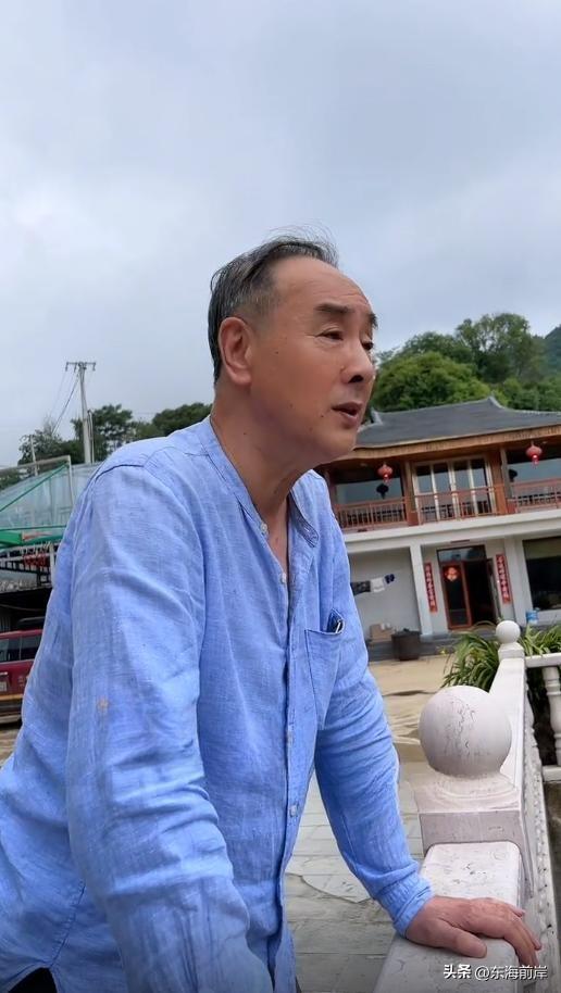 回農村養老！資深男星「自蓋2層樓小別墅」背山面水　坐擁大露台「一往前望去」美到驚呆