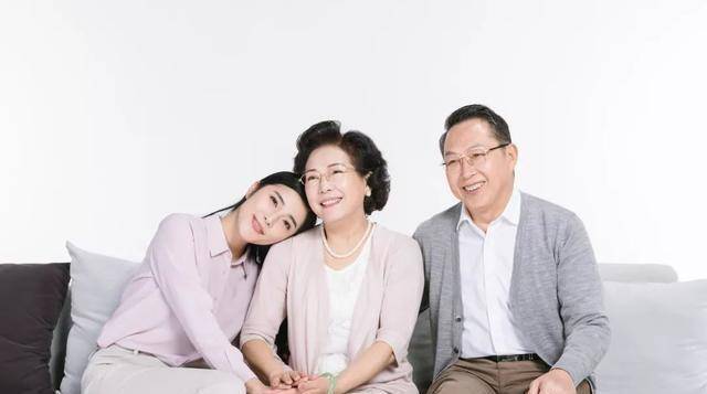 「媽，離婚後我能不能住回娘家？」母親的回答，很現實