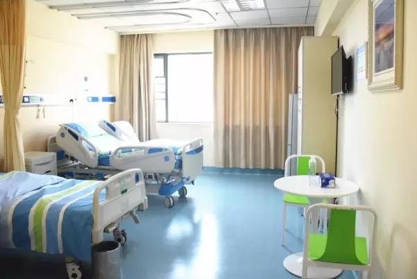 姊姊退休金1萬4！總向月收4千的我借錢　媽媽突住院「我著急打給她」聽完心一沉